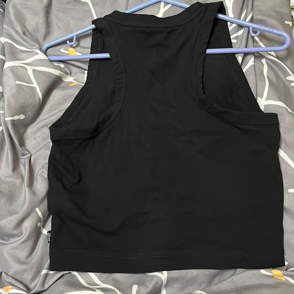 PUMA activewear top - Picture 2 of 2